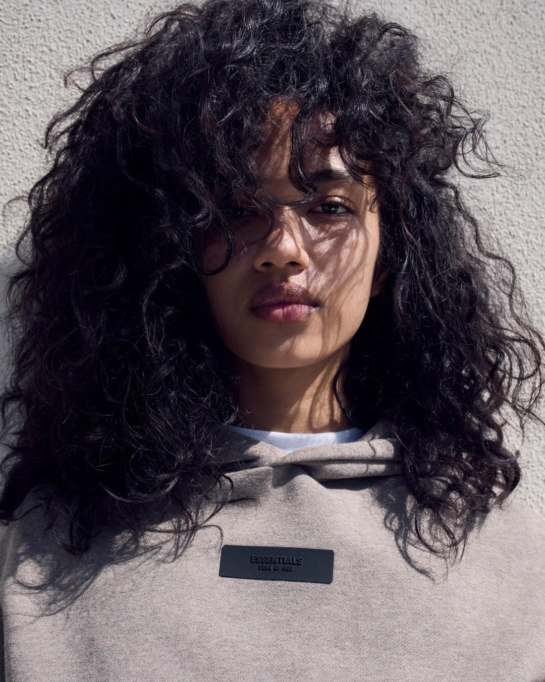 How to Shop for Essentials Hoodie Clothing Online with Confidence