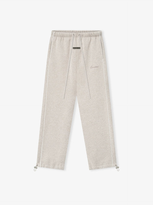 ESSENTIALS Relaxed Fleece Sweatpant With Piping