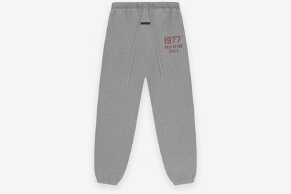 1977 Fleece Essential Sweatpant Dark Heather