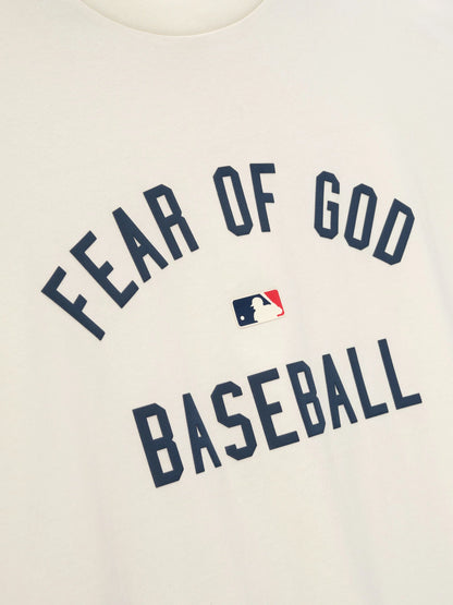 ESSENTIALS MLB 90s Tee